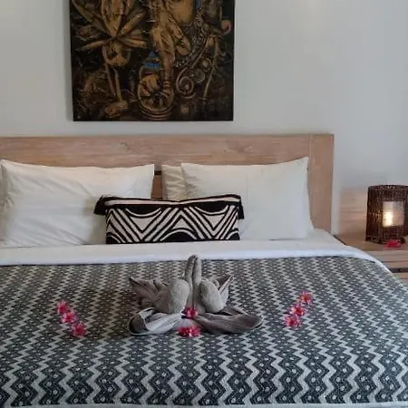 Seminyak 3 Bedrooms Villa Demen Private Pool