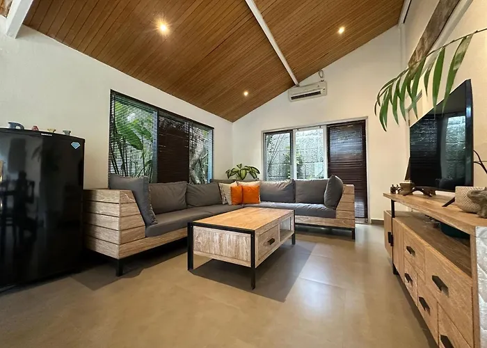 3br Entire With Big Pool Near Villa Seminyak (Bali)