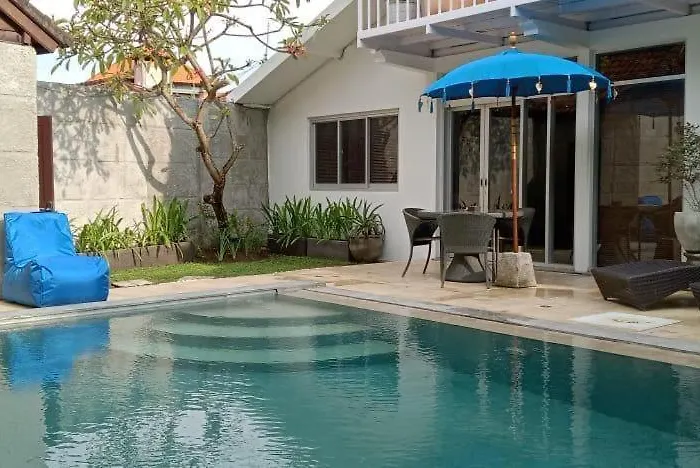 3br Entire With Big Pool Near *